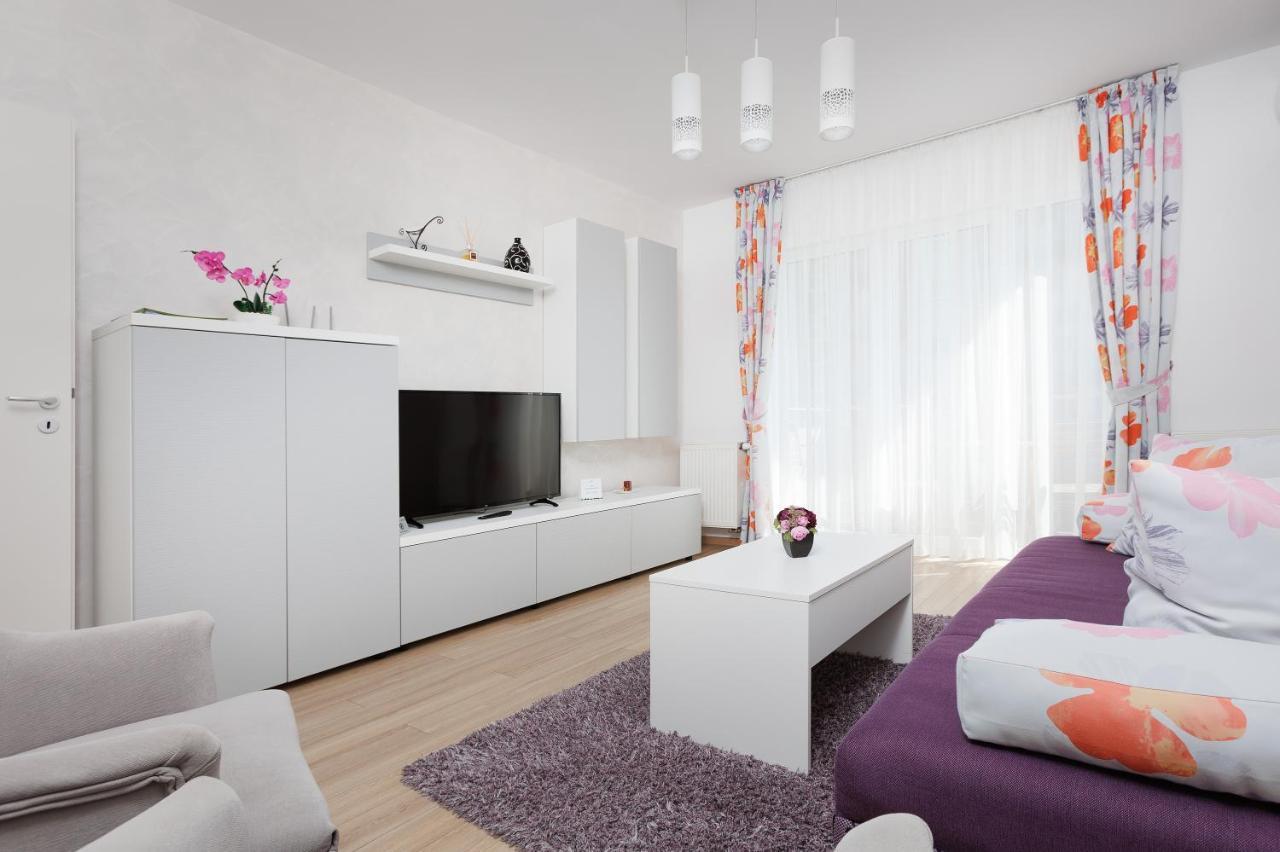 Brasov Holiday Apartments מראה חיצוני תמונה